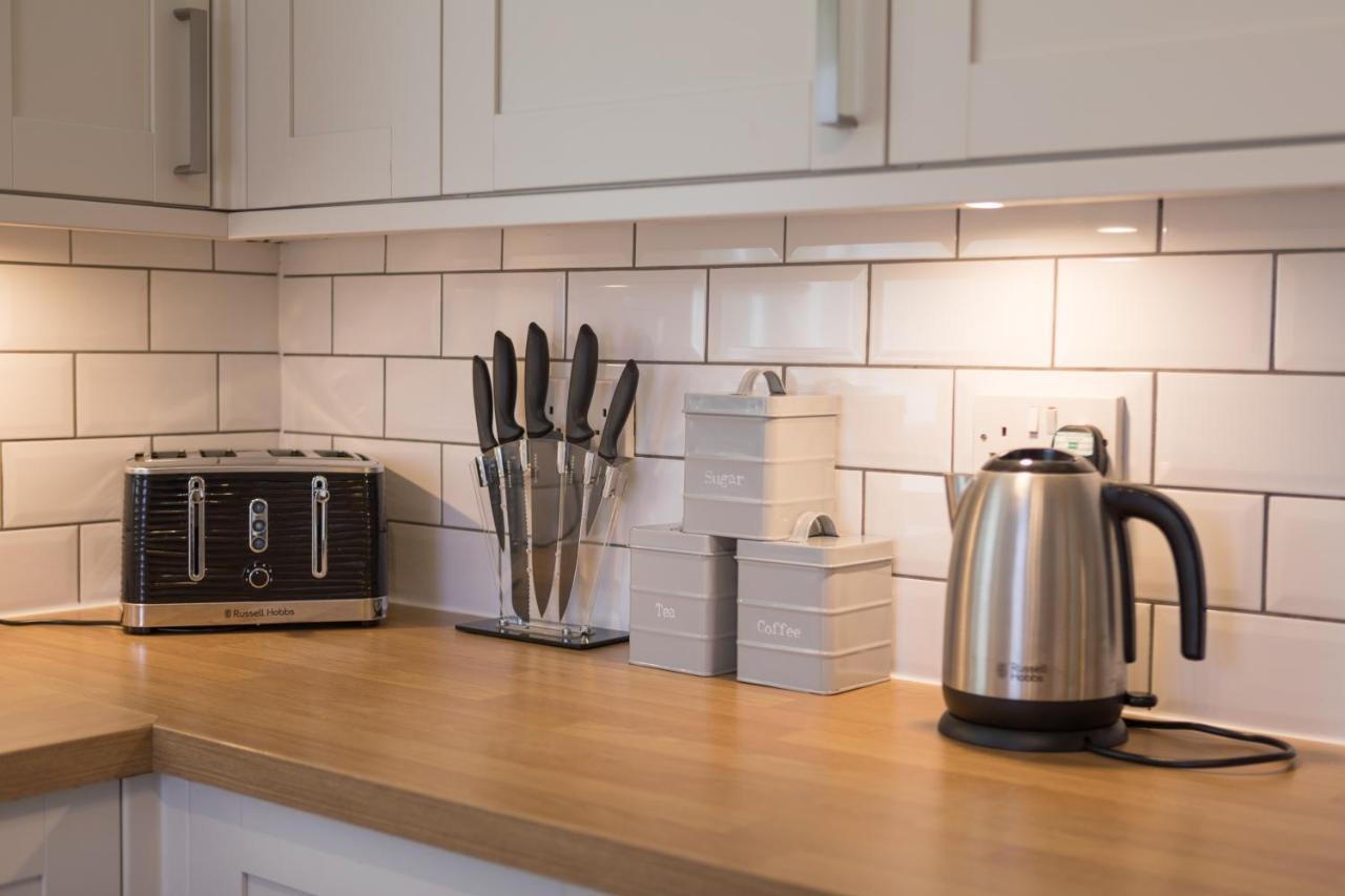Auchendennan Farm Self Catering Cottages Balloch Exteriör bild