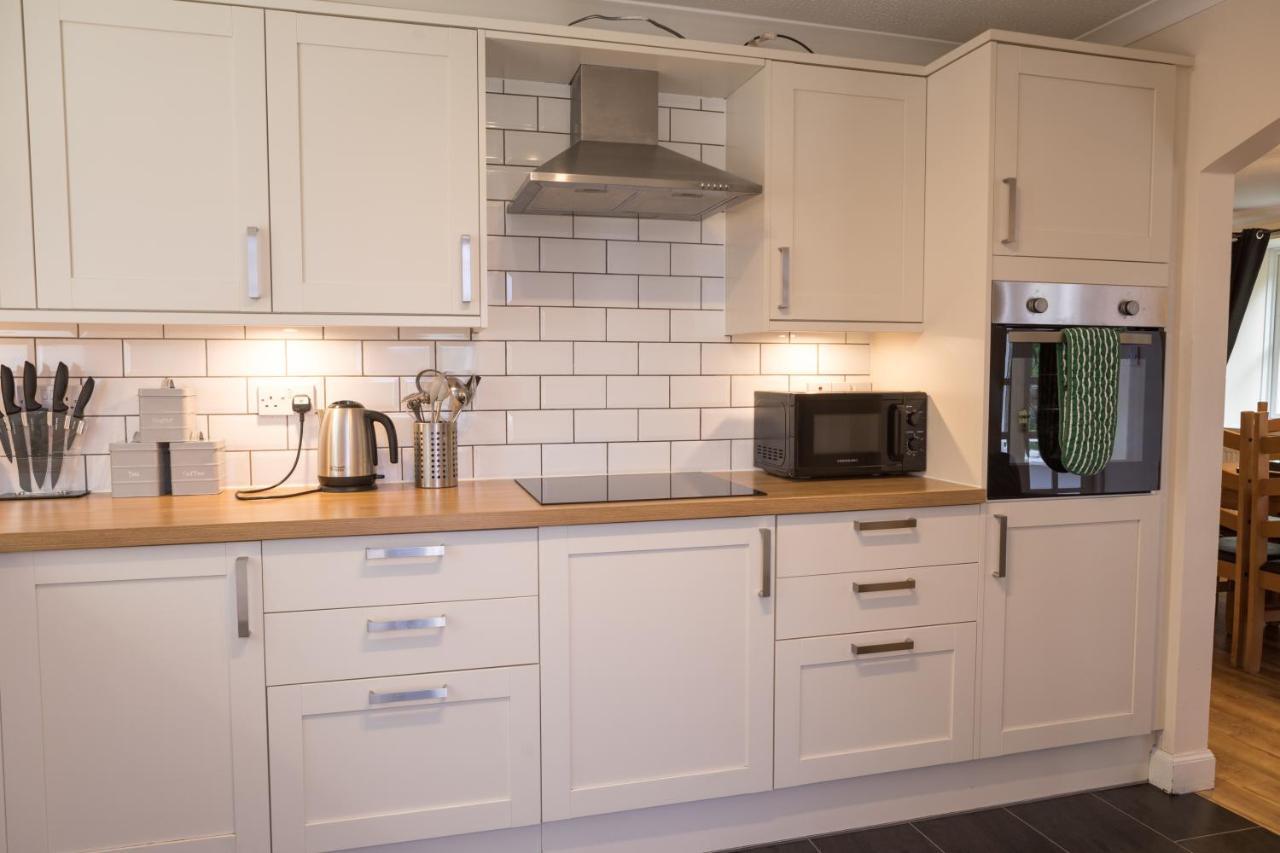 Auchendennan Farm Self Catering Cottages Balloch Exteriör bild