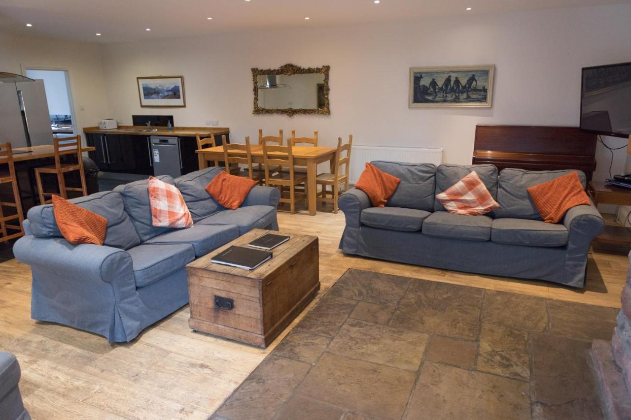 Auchendennan Farm Self Catering Cottages Balloch Exteriör bild