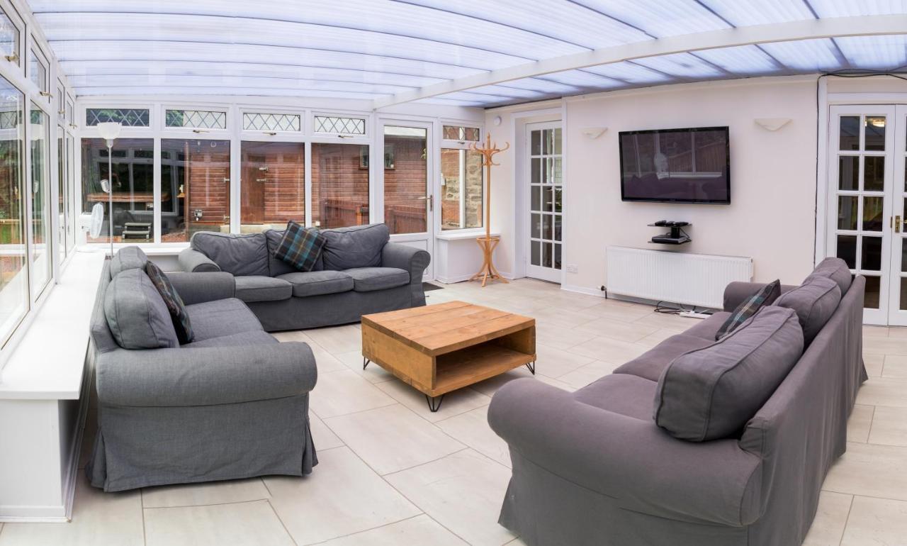 Auchendennan Farm Self Catering Cottages Balloch Exteriör bild