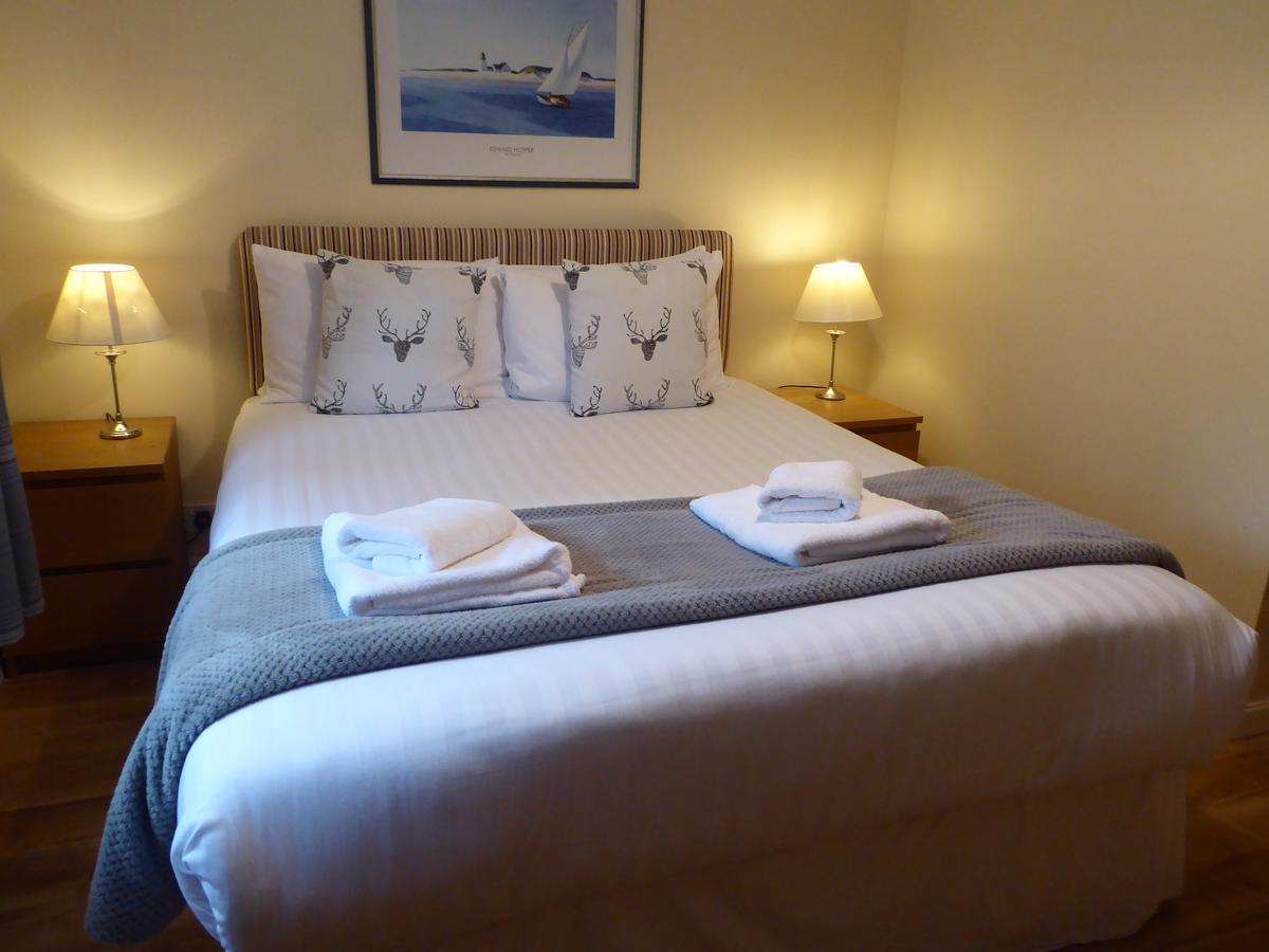 Auchendennan Farm Self Catering Cottages Balloch Exteriör bild