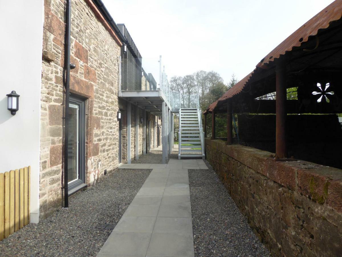 Auchendennan Farm Self Catering Cottages Balloch Exteriör bild