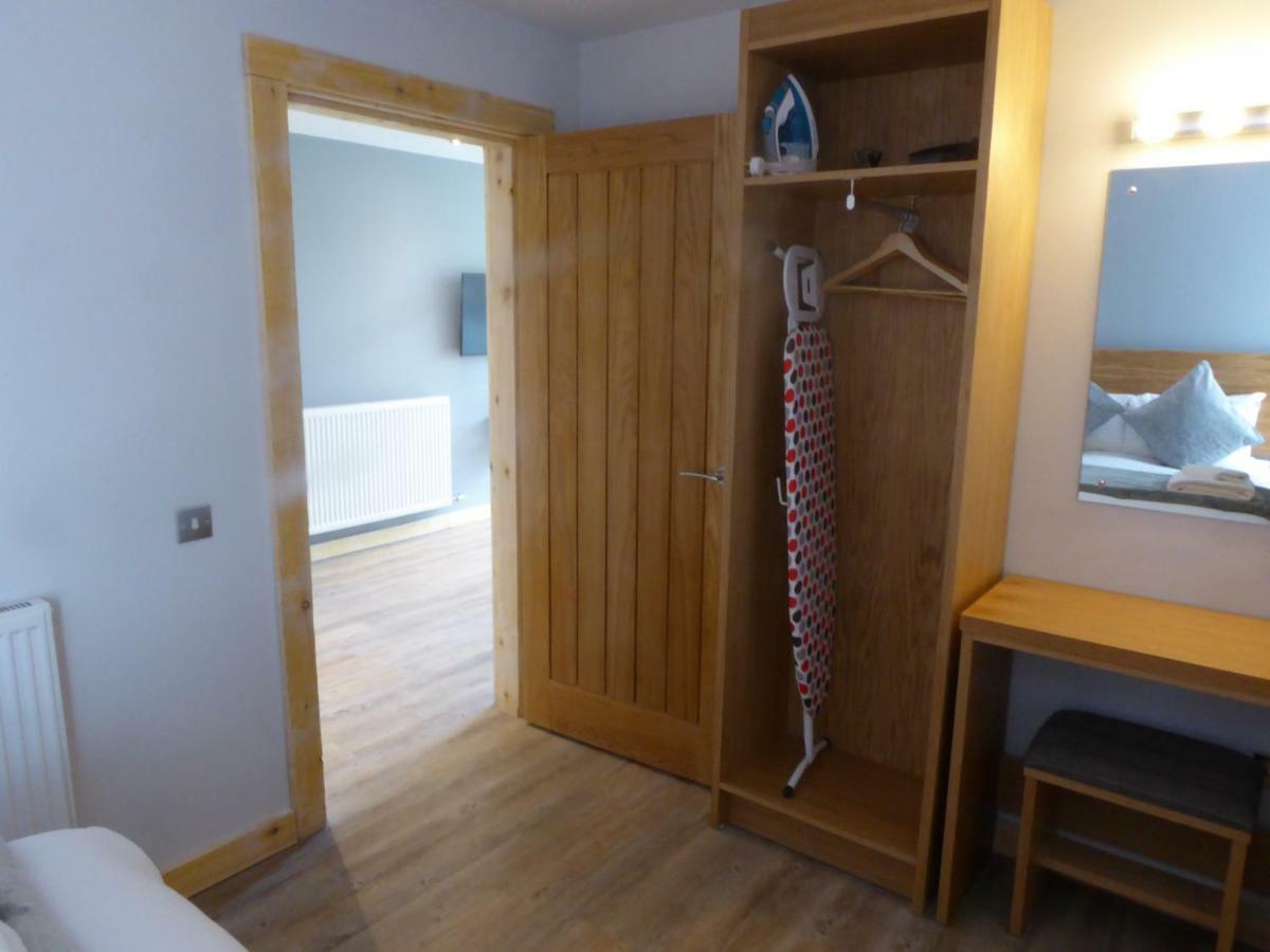 Auchendennan Farm Self Catering Cottages Balloch Exteriör bild